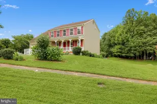 5251 Quebec Pl, Woodbridge, VA 22193 - Photo 3