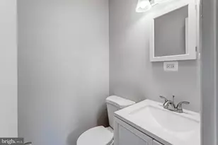 15101 Campbell Ln, Woodbridge, VA 22193 - Photo 17