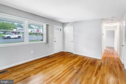 15101 Campbell Lane, Woodbridge, VA 22193 - Photo 5