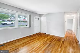 15101 Campbell Ln, Woodbridge, VA 22193 - Photo 5
