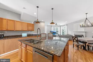 9107 Ribbon Falls Loop, Bristow, VA 20136 - Photo 7
