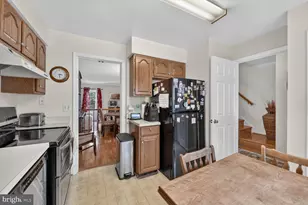 12517 Manchester Way, Woodbridge, VA 22192 - Photo 7