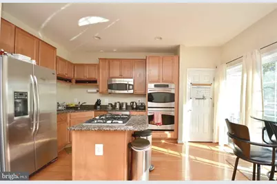 2454 Battery Hill Circle, Woodbridge, VA 22191 - Photo 3