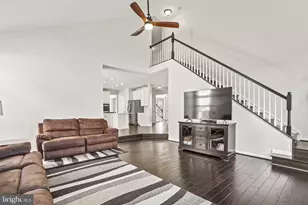 6032 Gholson Bridge Ct, Manassas, VA 20112 - Photo 17