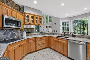 10990 Stonebrook Dr, Manassas, VA 20112 - Photo 19