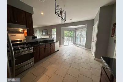2010 Hanson Ln, Woodbridge, VA 22191 - Photo 21