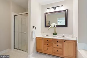 6278 Tenor Ct, Woodbridge, VA 22193 - Photo 23