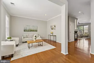 13810 Custis Square, Woodbridge, VA 22191 - Photo 5