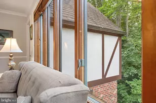 2490 Tree House Dr, Woodbridge, VA 22192 - Photo 19