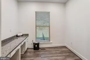 1984 Silver Sycamore Ln, Dumfries, VA 22026 - Photo 39