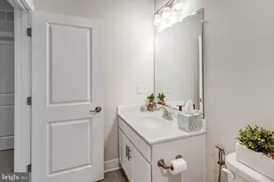1984 Silver Sycamore Ln, Dumfries, VA 22026 - Photo 37