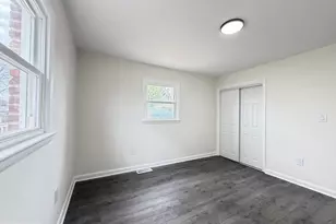 7629 Huron Dr, Gainesville, VA 20155 - Photo 15
