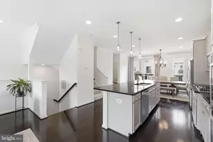 6833 William White Way, Haymarket, VA 20169 - Photo 7