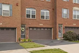 6833 William White Way, Haymarket, VA 20169 - Photo 1
