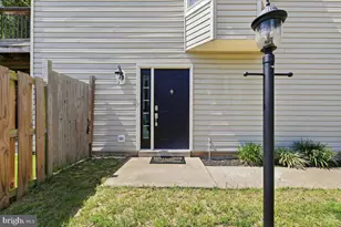8928 Brewer Creek Pl, Manassas, VA 20109 - Photo 5