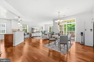 15241 Royal Crest Dr, Haymarket, VA 20169 - Photo 3