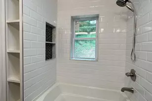 4825 Kempair Dr, Woodbridge, VA 22193 - Photo 9