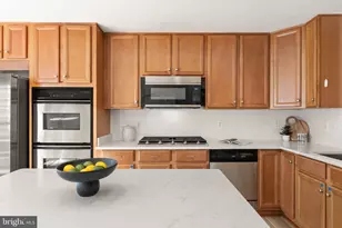 15001 Gaffney Cir, Gainesville, VA 20155 - Photo 17