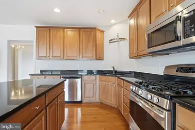 6311 Iris Meadow Lane, Haymarket, VA 20169 - Photo 17