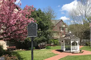 101 E Locust St, Occoquan, VA 22125 - Photo 23