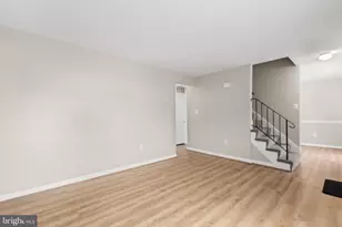 5685 Saffron Ln, Woodbridge, VA 22193 - Photo 7