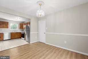 5685 Saffron Ln, Woodbridge, VA 22193 - Photo 9