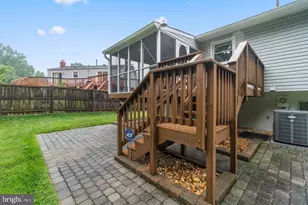 14223 Lindendale Rd, Woodbridge, VA 22193 - Photo 7