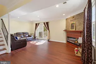 15188 Cloverdale Rd, Woodbridge, VA 22193 - Photo 13