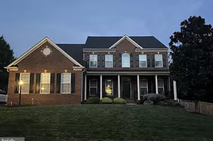 5630 Victory Loop, Manassas, VA 20112 - Photo 9