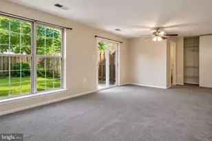 3176 Vanderbilt Ct, Woodbridge, VA 22192 - Photo 7