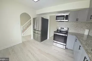 14746 Hackwood St, Woodbridge, VA 22191 - Photo 9