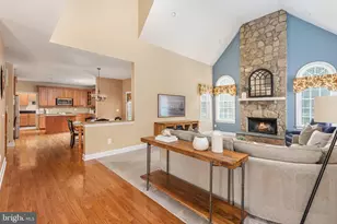 5404 Emmys Mill Ct, Haymarket, VA 20169 - Photo 17