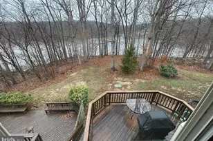 11513 Hill Meade Ln, Woodbridge, VA 22192 - Photo 3