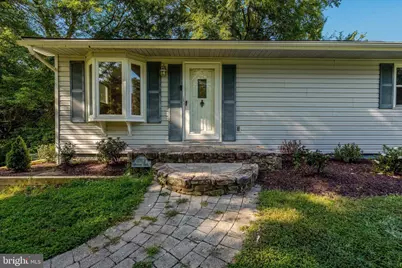 8773 Bradley Forge Dr, Manassas, VA 20112 - Photo 3