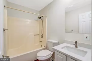 8773 Bradley Forge Dr, Manassas, VA 20112 - Photo 13