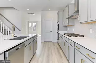6872 Karter Robinson Dr, Haymarket, VA 20169 - Photo 17