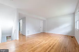 14585 Earlham Ct, Woodbridge, VA 22193 - Photo 11