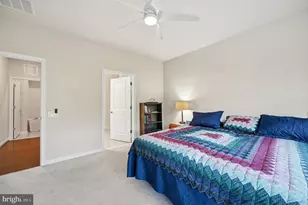 6301 Virginia Bluebell Ln, Haymarket, VA 20169 - Photo 15