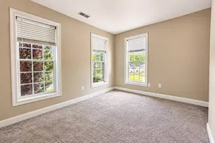 2261 Potomac Club Pkwy, Woodbridge, VA 22191 - Photo 3