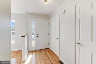 1883 Inglebrook Dr, Woodbridge, VA 22192 - Photo 15