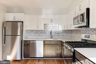 1883 Inglebrook Dr, Woodbridge, VA 22192 - Photo 9