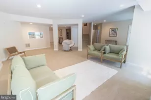 3624 Stonewall Manor Dr, Triangle, VA 22172 - Photo 5