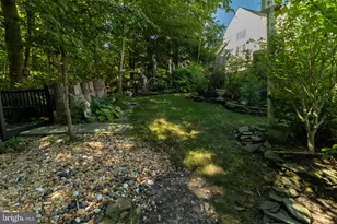 3624 Stonewall Manor Dr, Triangle, VA 22172 - Photo 19