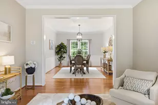 13621 Heritage Farms Dr, Gainesville, VA 20155 - Photo 23