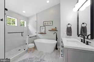 13621 Heritage Farms Dr, Gainesville, VA 20155 - Photo 59