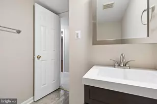 15922 Edgewood Dr, Dumfries, VA 22025 - Photo 25