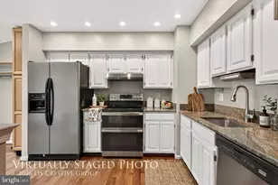 7749 Black Horse Ct, Manassas, VA 20109 - Photo 23