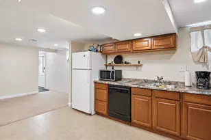 7704 Huron Dr, Gainesville, VA 20155 - Photo 29