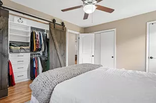 7704 Huron Dr, Gainesville, VA 20155 - Photo 17