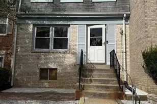 2075 Mayflower Dr, Woodbridge, VA 22192 - Photo 1